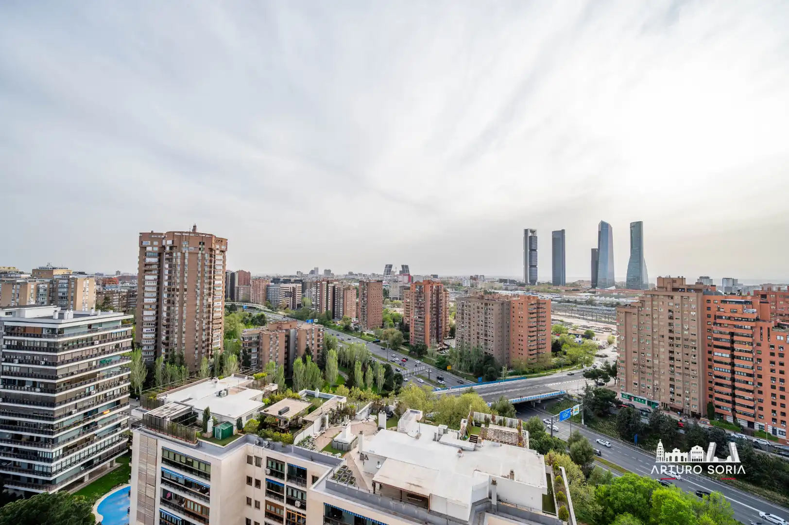 Vista exterior de Piso de alquiler en Madrid con Aire acondicionado, Trastero y Lavadora