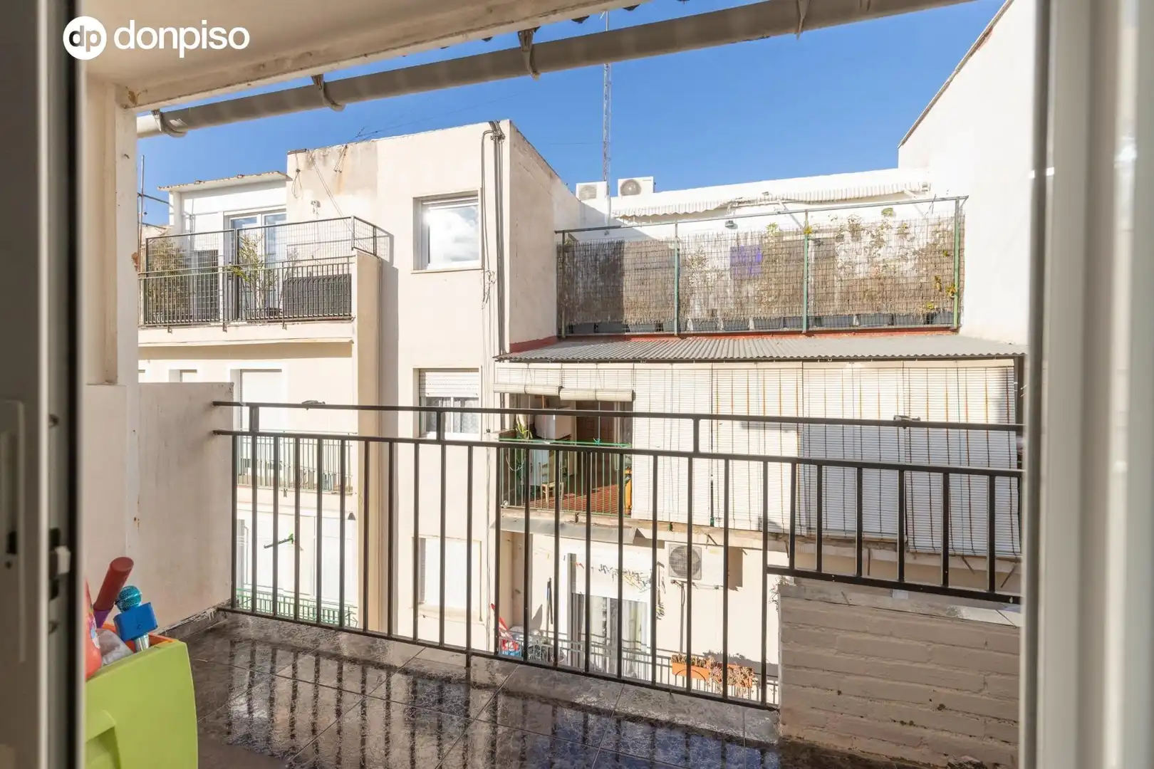 Terraza de Piso en venta en Granada con Aire acondicionado, Terraza y Balcón