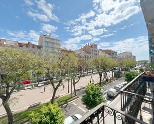 Vista exterior de Pis de lloguer en  Tarragona Capital amb Aire condicionat, Calefacció i Balcó