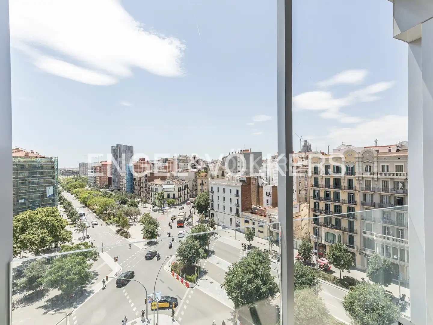 Flat with terrace for sale in Sant Martí, imagen 3