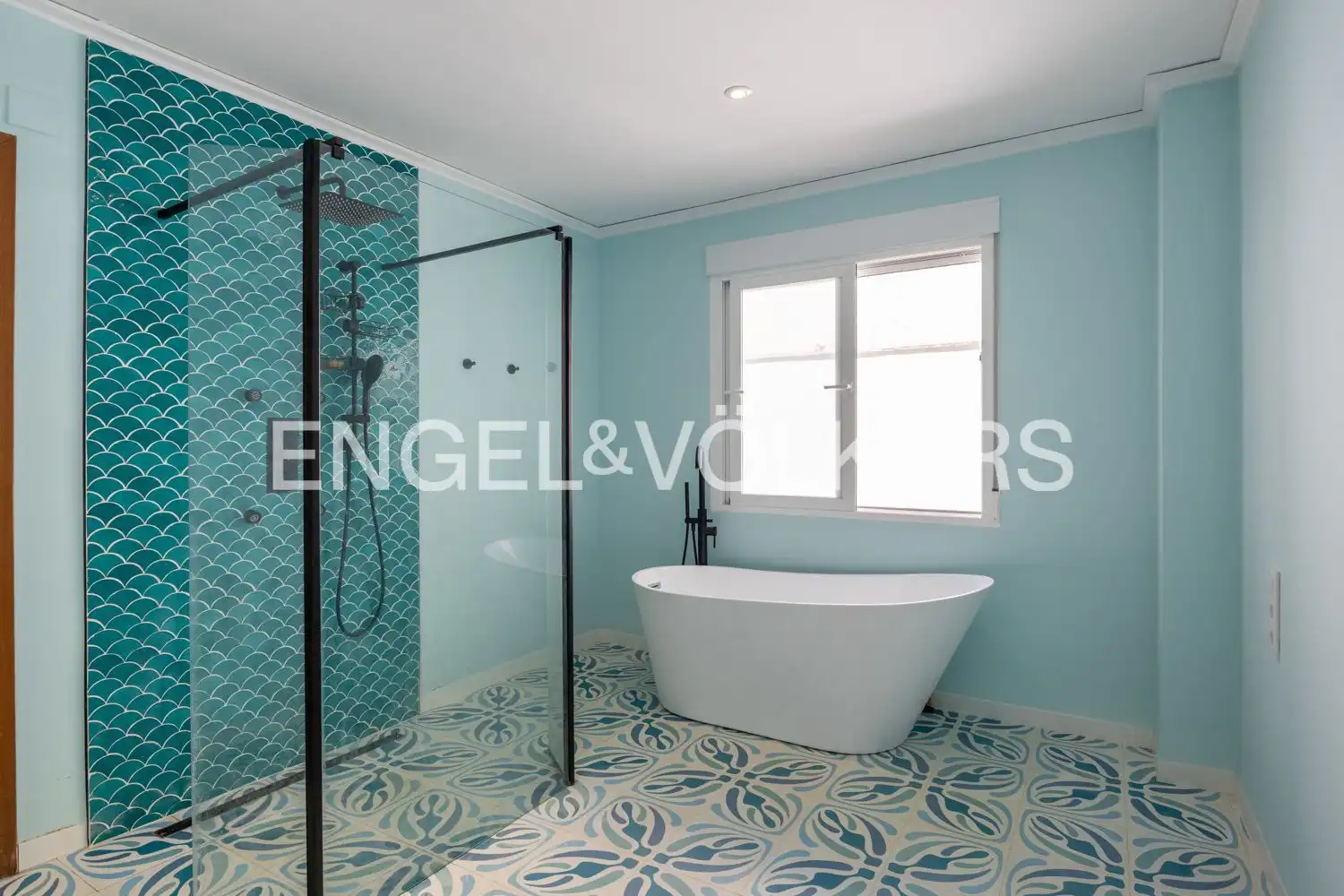 Bathroom of Detached homes for sale in Xeresa  with Air Conditioner, Heating and Terrace