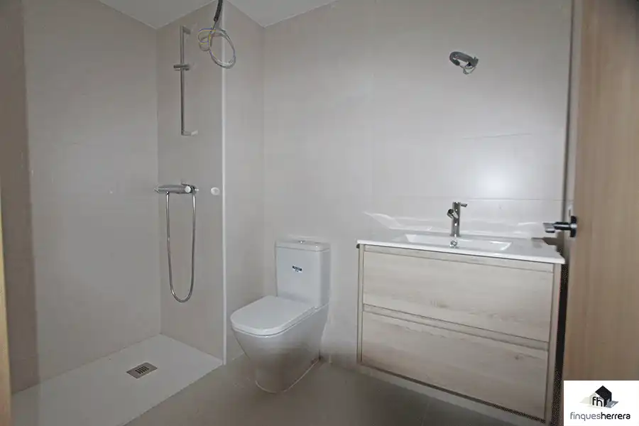 Appartement compact avec terrasse à vendre à Llívia, imagen 13