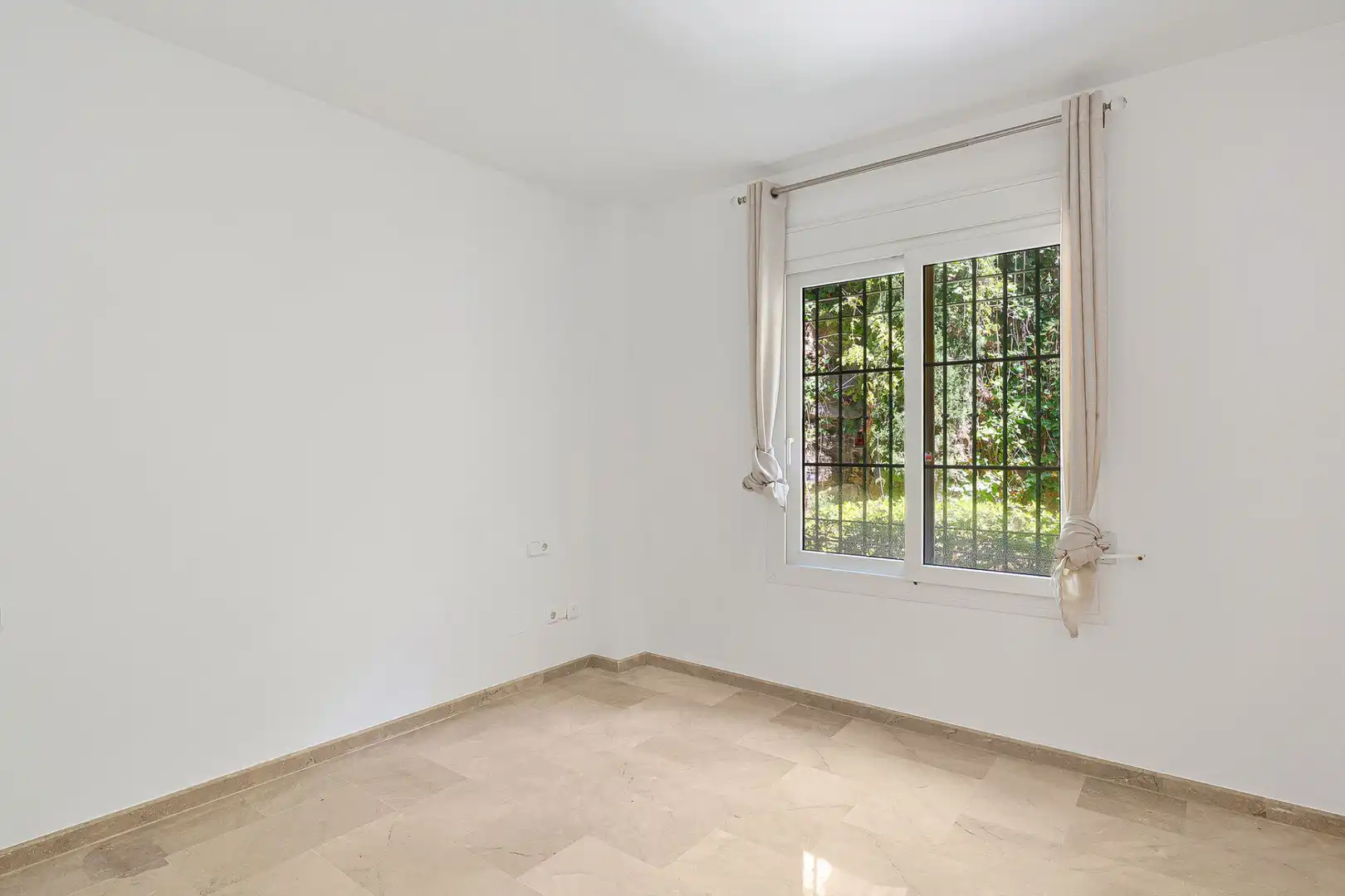 Piano terra con piscina in vendita a Nueva Andalucía, imagen 15