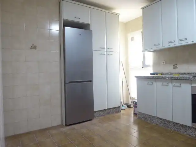Cocina de Piso de alquiler en Málaga con Aire acondicionado, Terraza y Horno