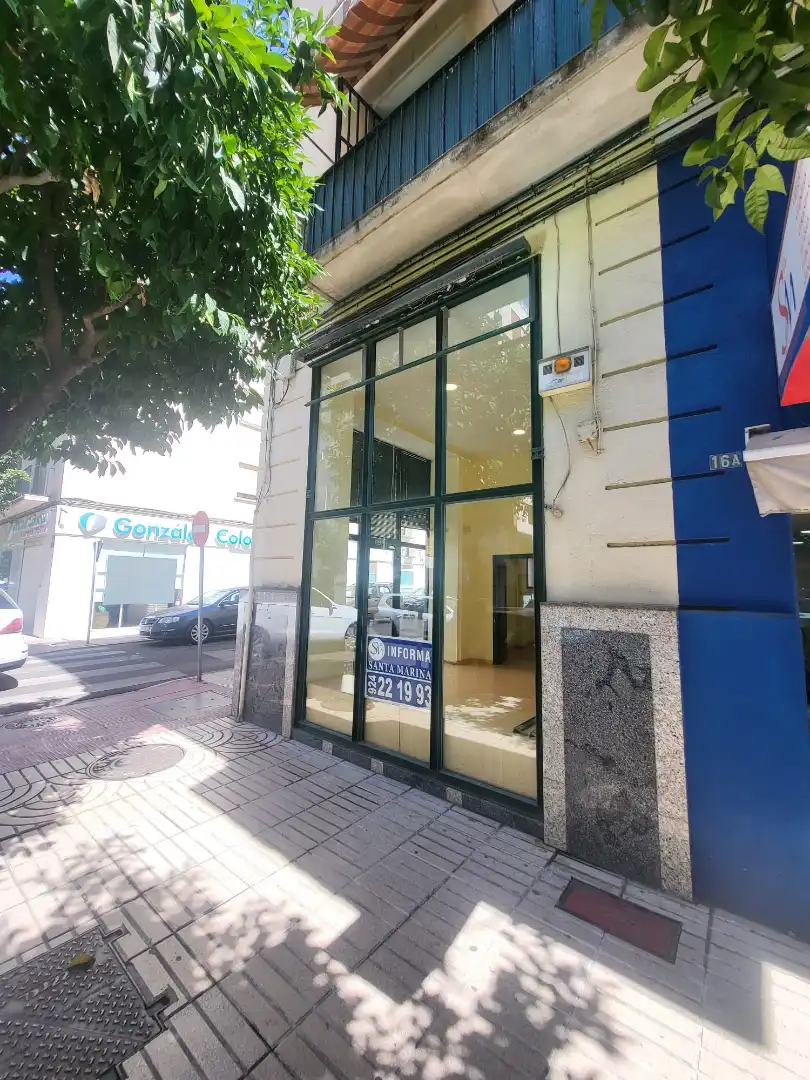 Local de lloguer en Badajoz amb Aire condicionat