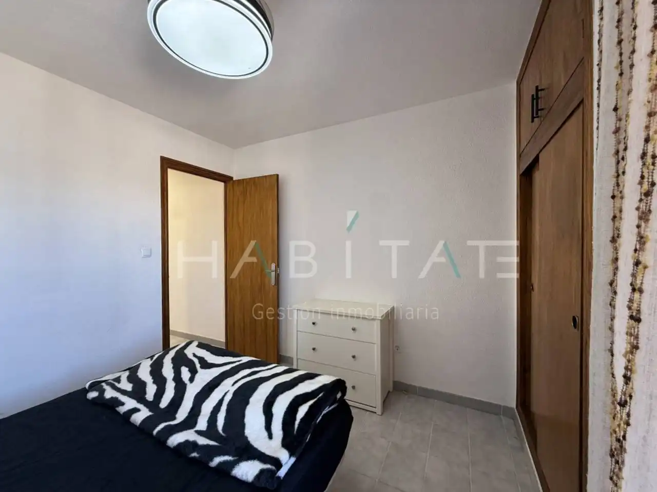 Habitación de Dúplex en venta en San Pedro del Pinatar con Aire acondicionado y Jardín privado