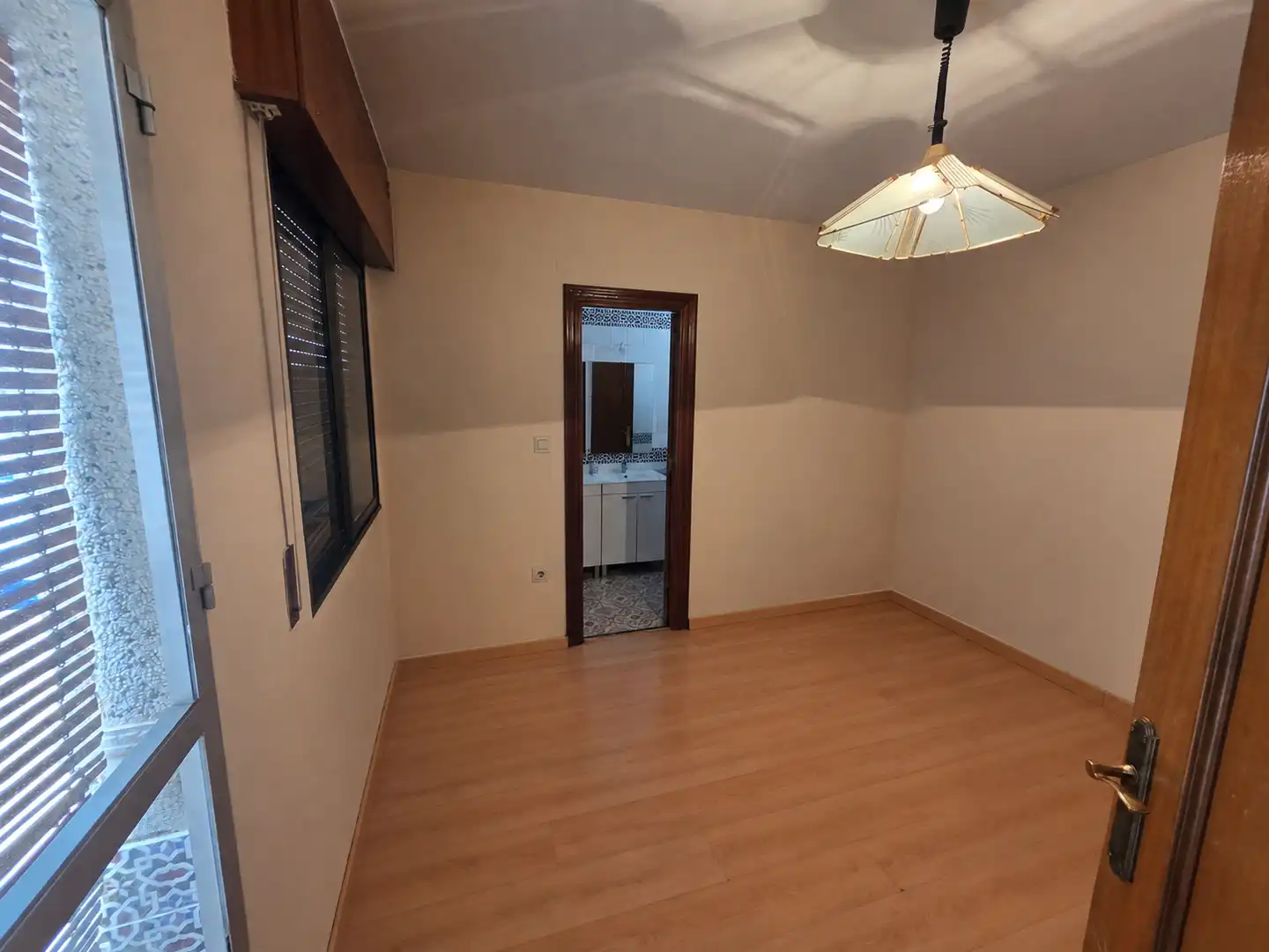 Maisonette zum Verkauf in Peligros mit Klimaanlage, Terrasse und Ofen
