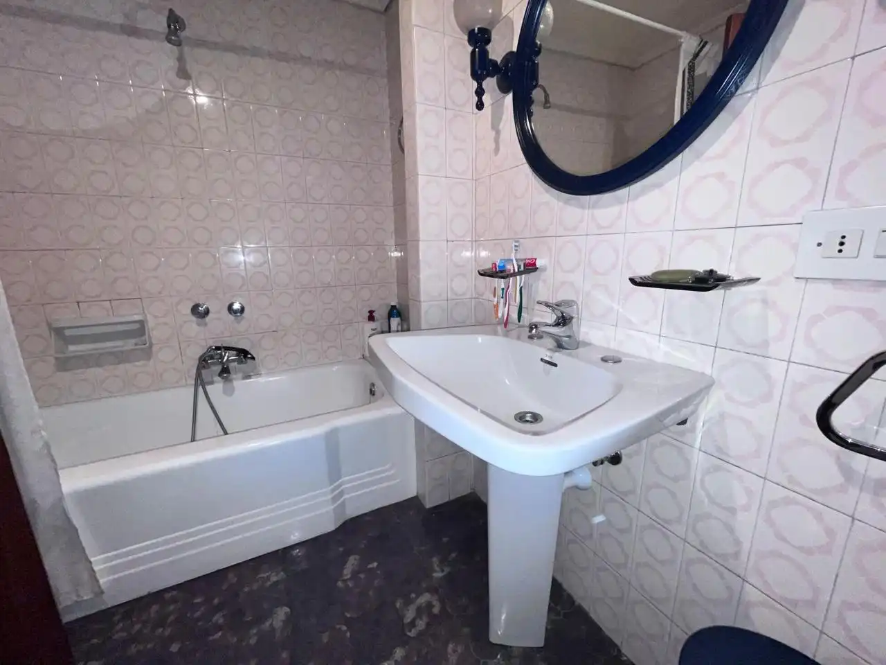 Baño de Piso en venta en Vitoria - Gasteiz con Calefacción, Parquet y Terraza