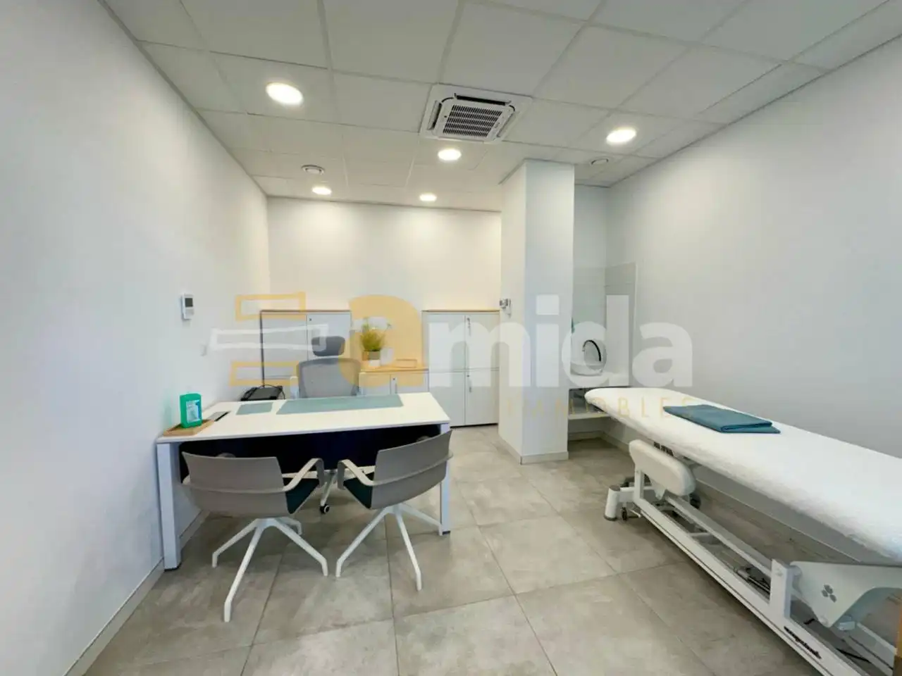 Local de alquiler en Sabadell con Aire acondicionado