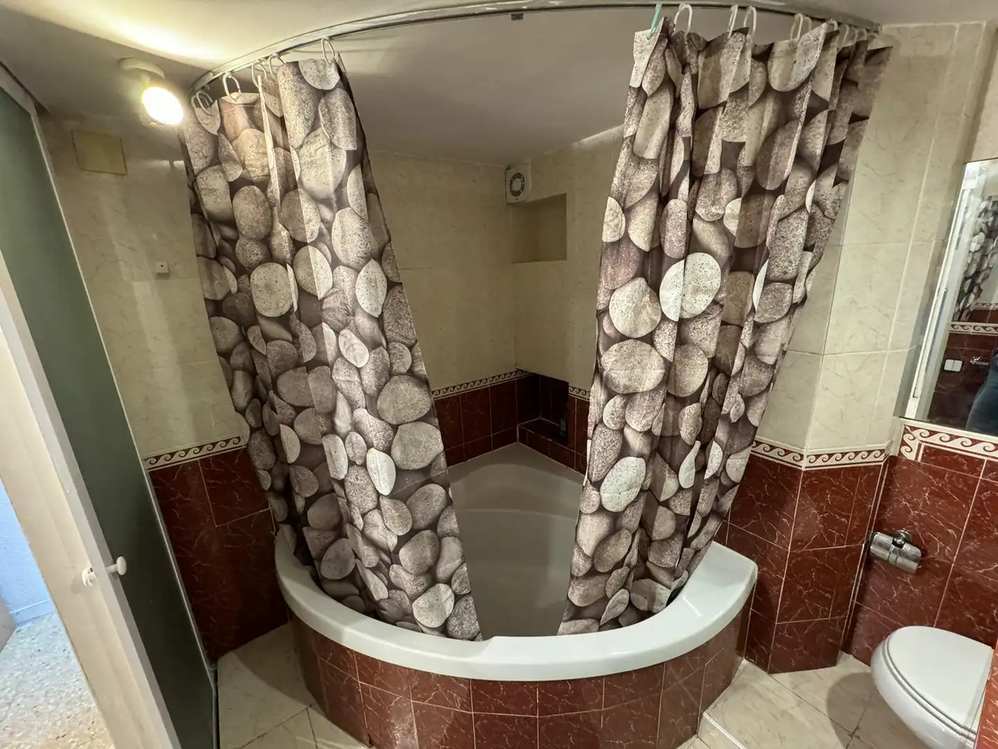 Baño de Piso de alquiler en Valencia con Aire acondicionado, Amueblado y Horno