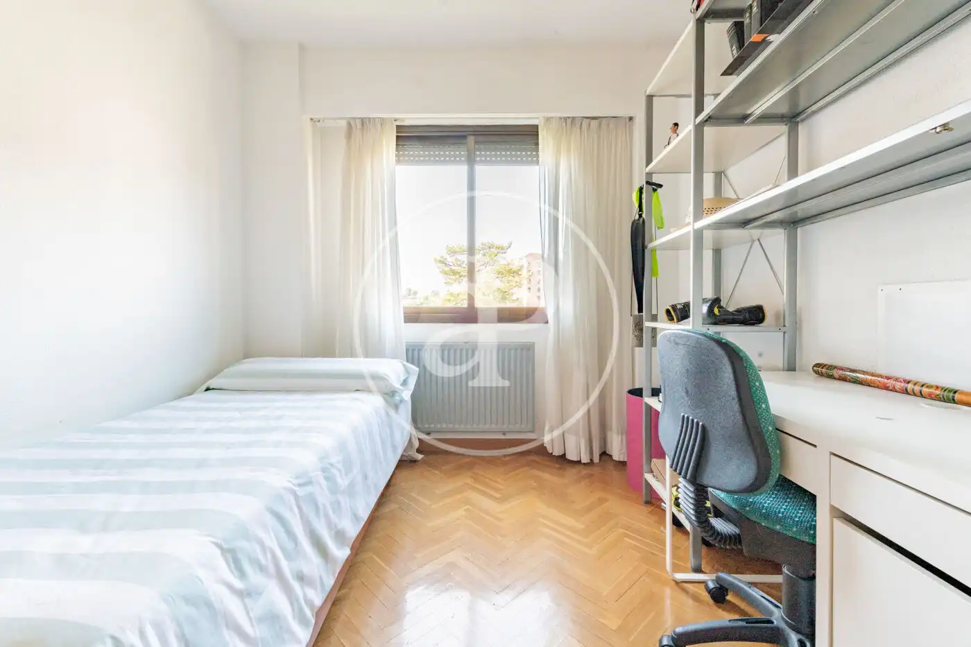 Bedroom of Flat for sale in Madrid  with Heating, Terrace and Storage room