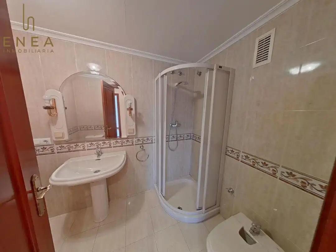 Baño de Piso en venta en Lakua-Bizkarra