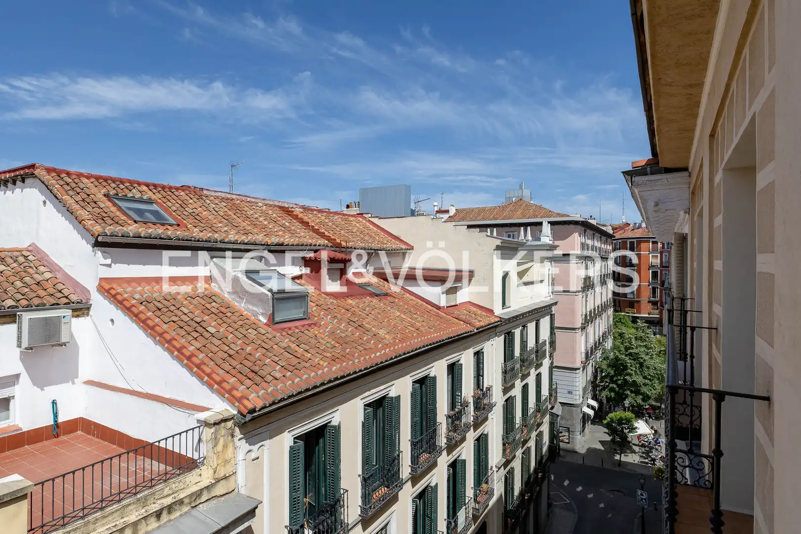 Exterior view of Flat for sale in Madrid  with Air Conditioner, Heating and Storage room