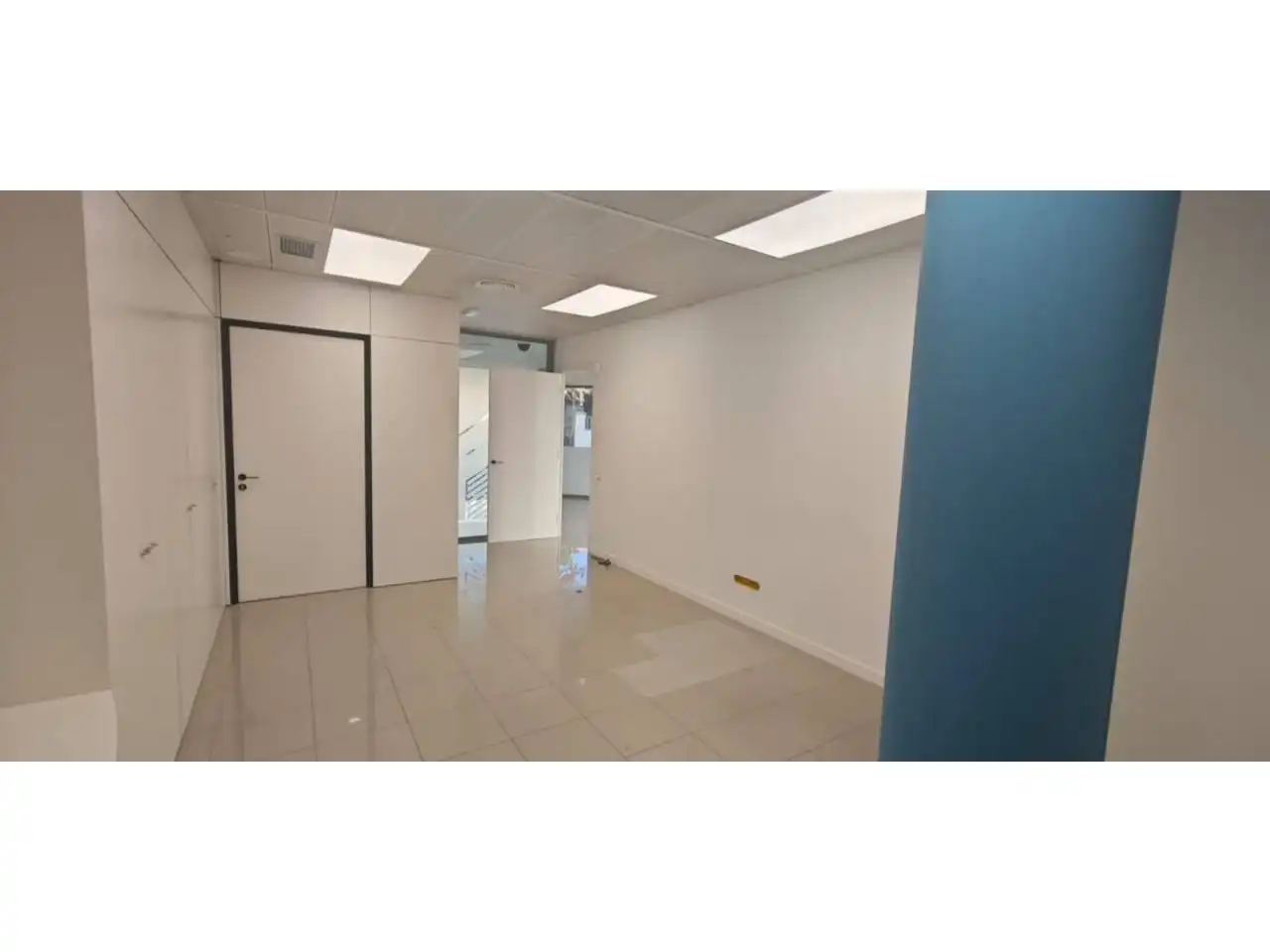 Business premises for sale in Avenida Pau, imagen 21