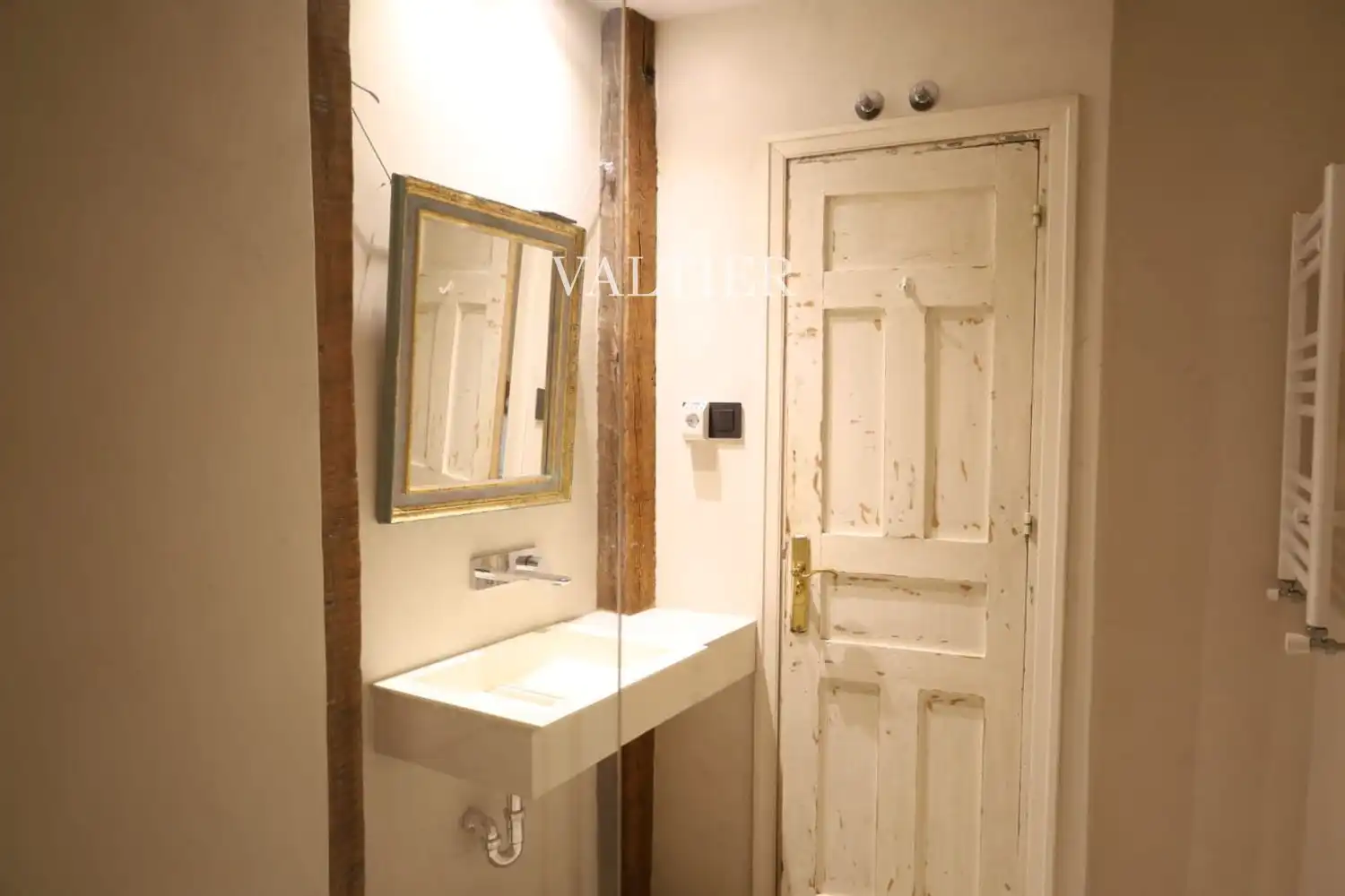 Bathroom of Flat for rent in Madrid  with Air Conditioner, Storage room and Furnished