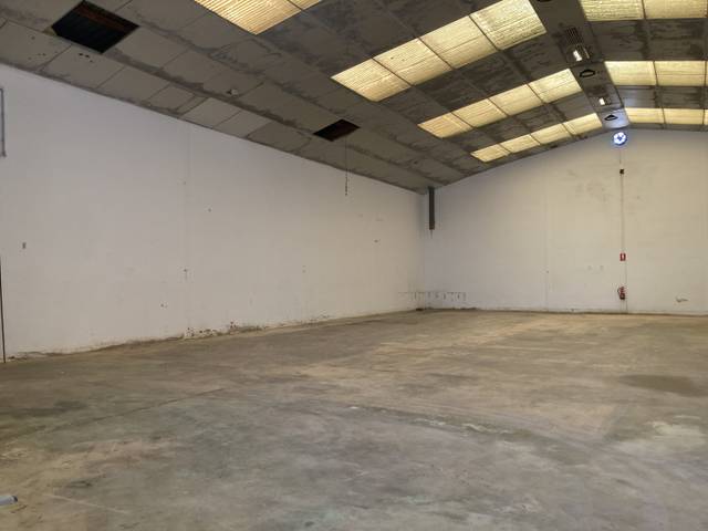 Nave industrial en Venta en Torrent - CL LLIBRERS, 10 en Poligono Mas del Jutge