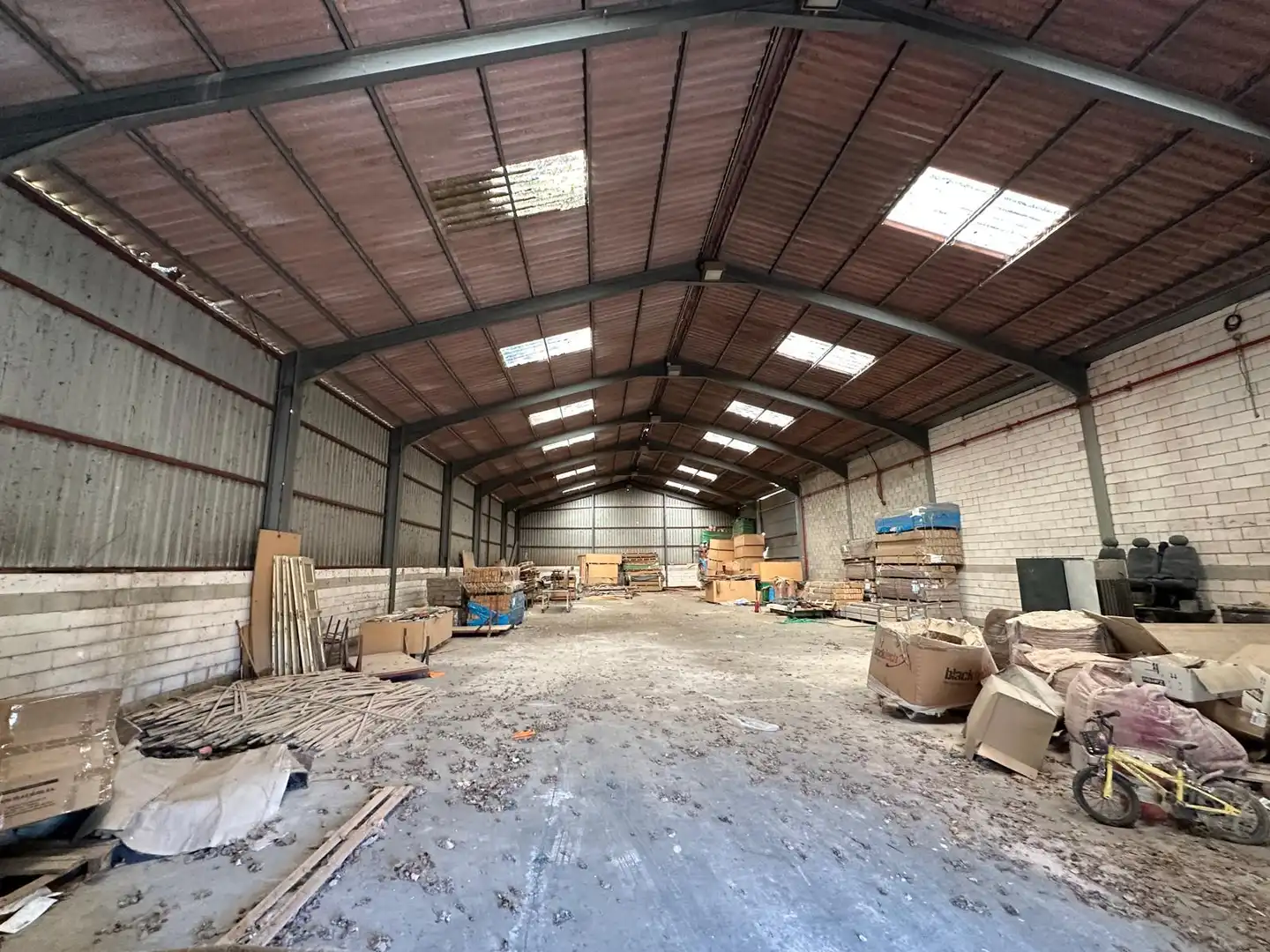 Nau industrial en venda en Villalbilla de Burgos