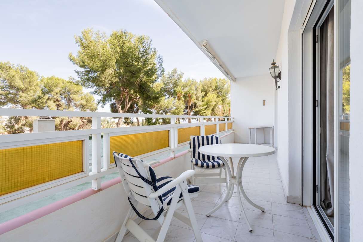 Terrassa de Pis en venda en Marbella amb Terrassa, Piscina i Moblat