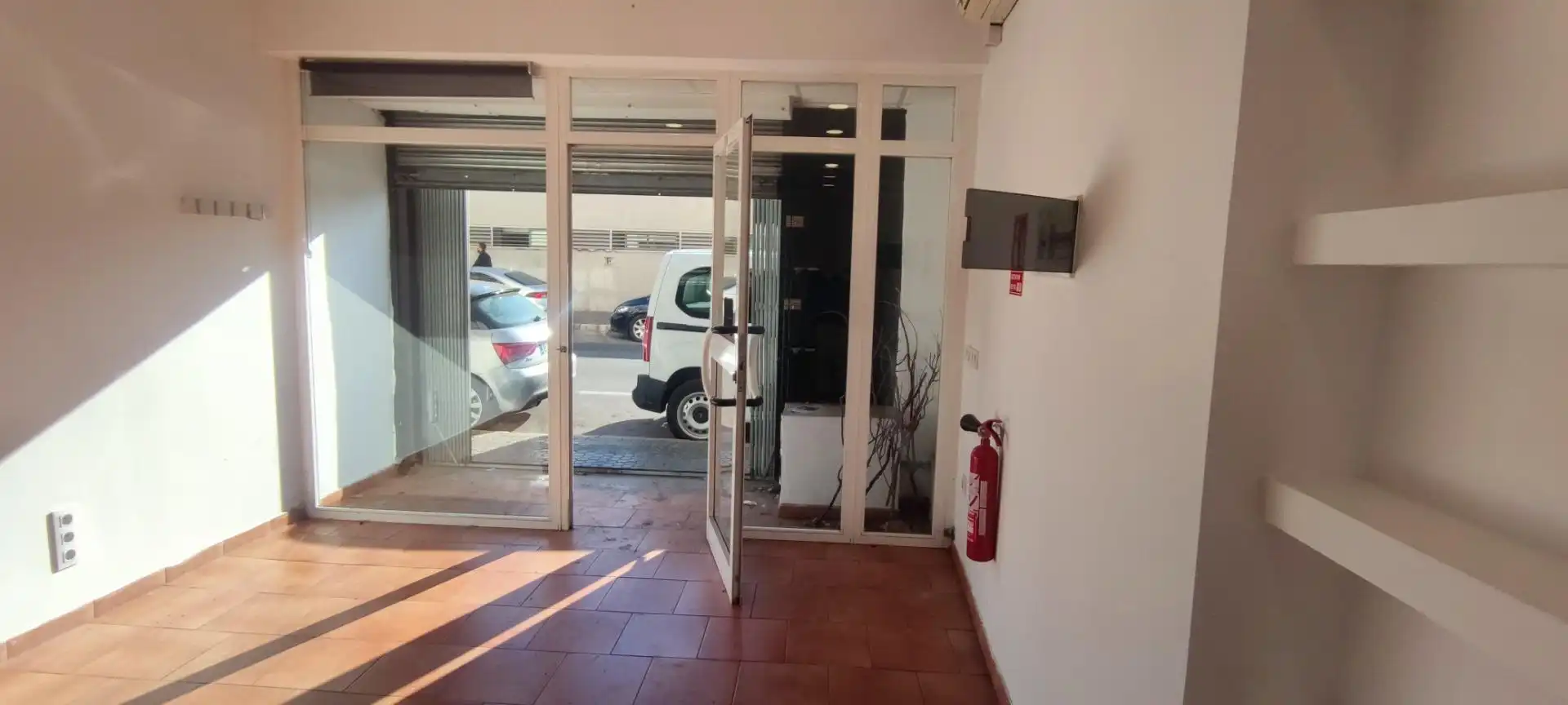 Gewerbefläche zur Miete in San Pablo - Santa Justa