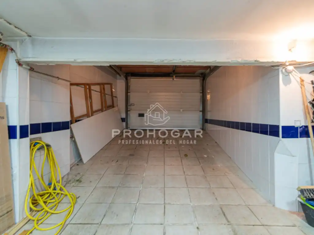Parking of Detached homes for sale in Colmenar Viejo  with Furnished