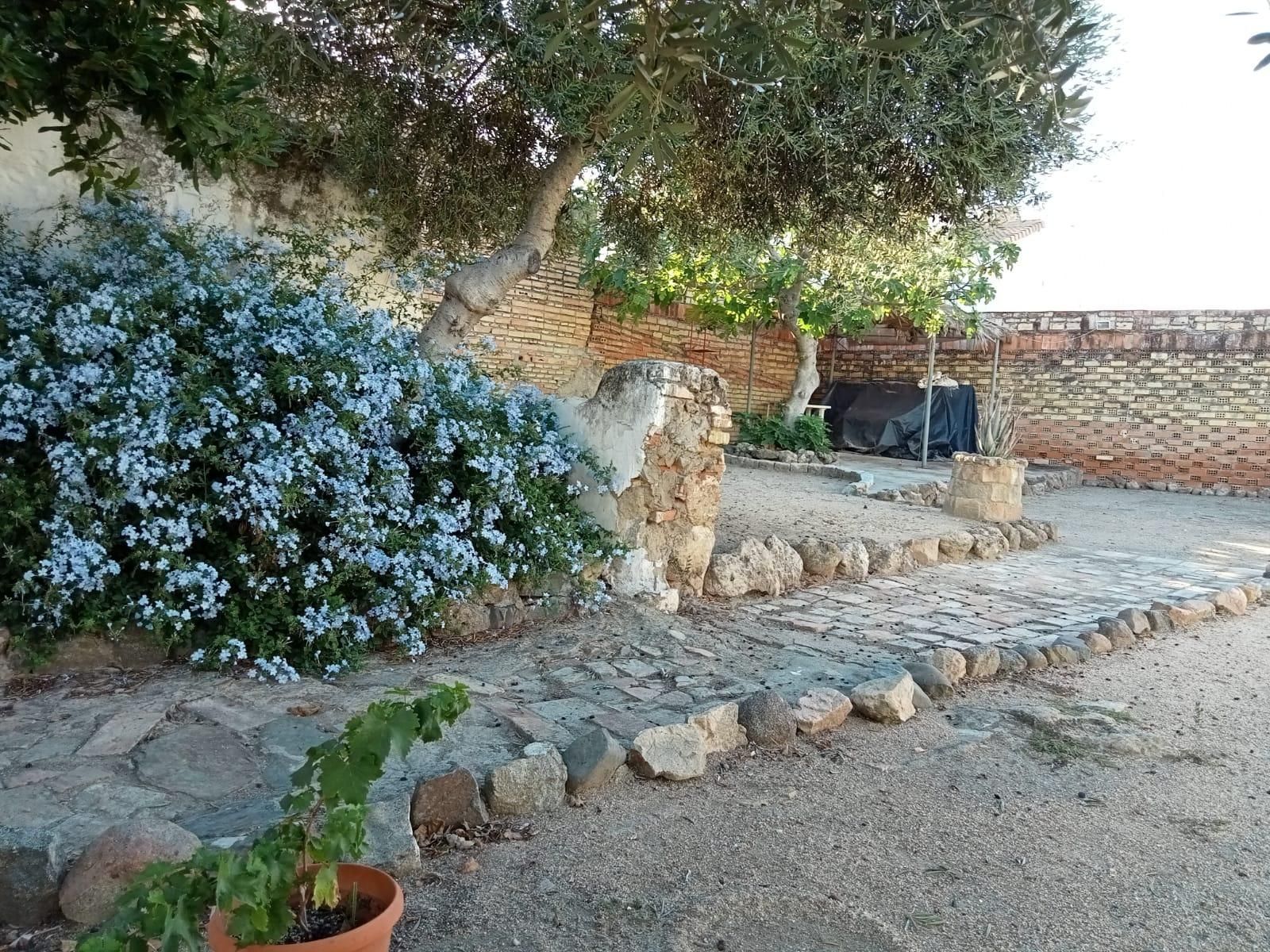 Garden of House or chalet for sale in Burguillos  with Air Conditioner and Private garden
