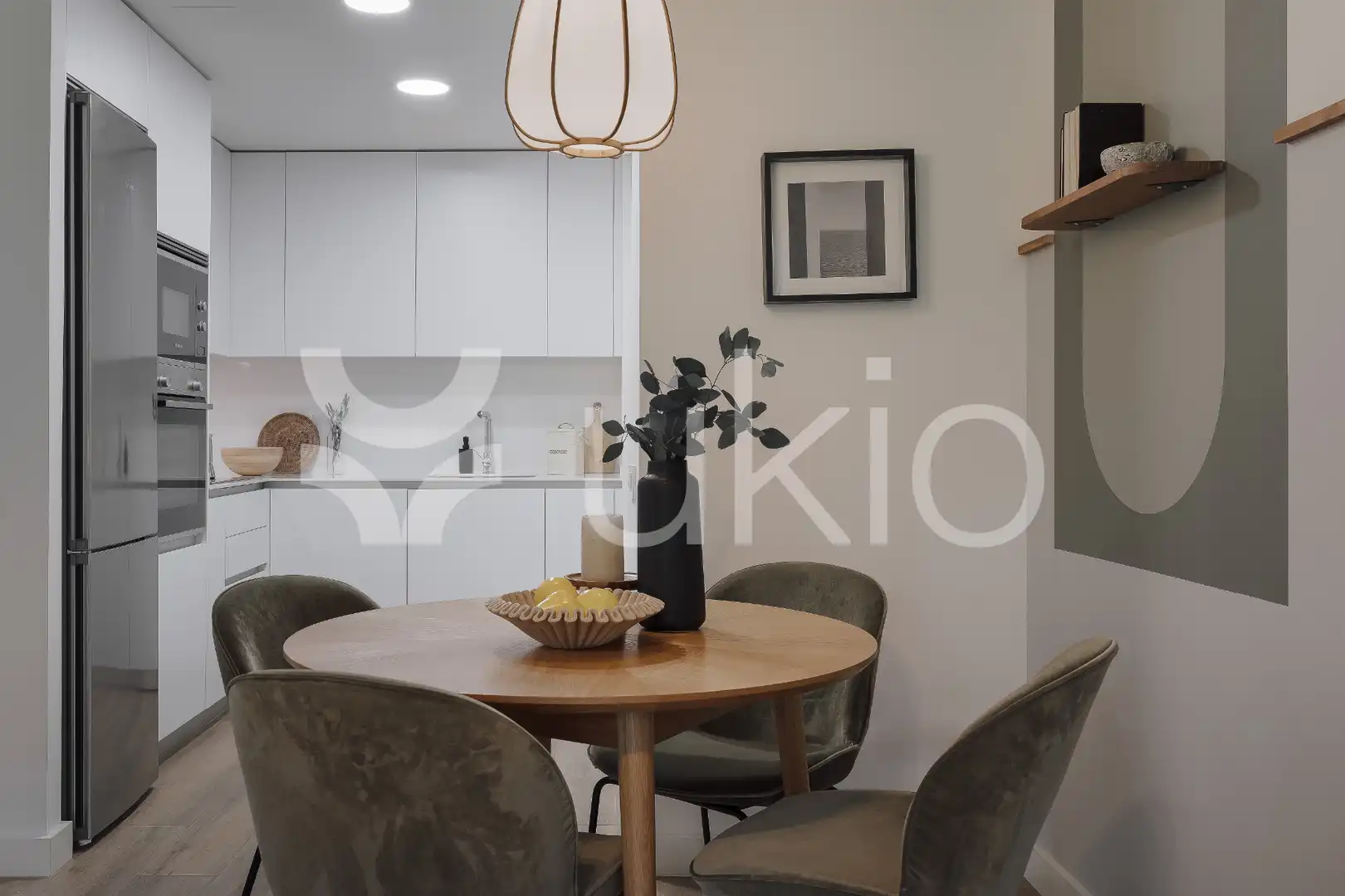Cuina de Apartament de lloguer en Madrid amb Aire condicionat, Calefacció i Terrassa
