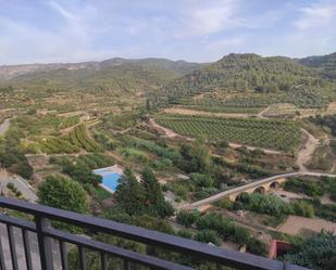 Vista exterior de Finca rústica en venda en La Palma d'Ebre amb Aire condicionat i Terrassa