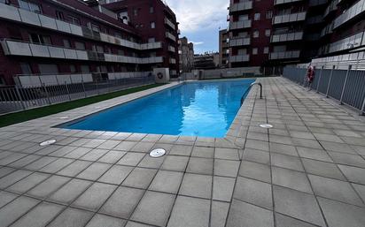 Piscina de Apartament en venda en Mataró amb Aire condicionat, Terrassa i Traster