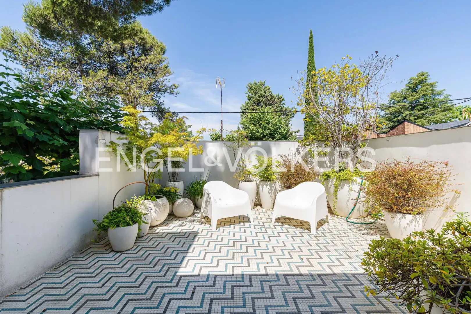 Terraza de Casa o chalet en venta en Madrid con Aire acondicionado, Calefacción y Jardín privado