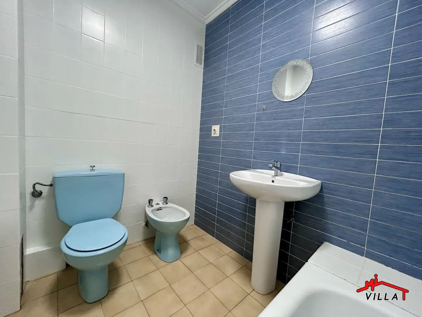 Baño de Piso en venta en Laredo con Terraza