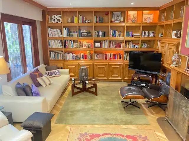 Sala d'estar de Casa o xalet en venda en Roquetas de Mar amb Aire condicionat, Calefacció i Jardí privat