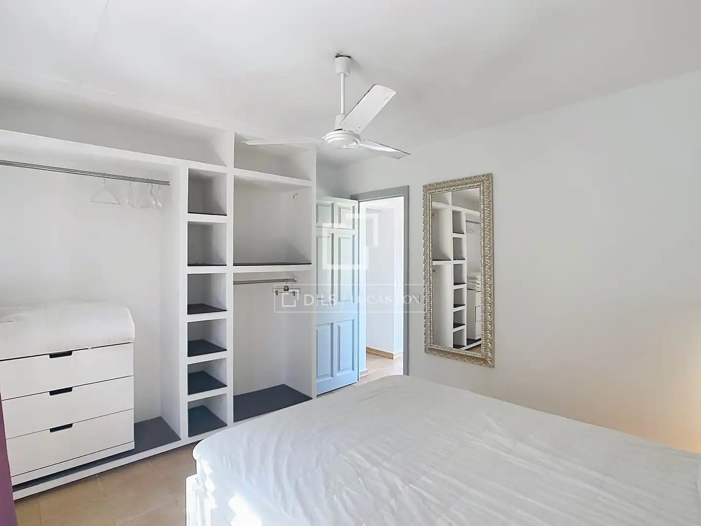 Habitación de Finca rústica en venta en Ciutadella de Menorca con Jardín privado, Terraza y Piscina