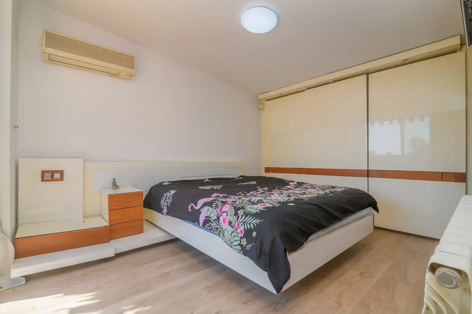 Dormitori de Casa o xalet en venda en Castelldefels amb Aire condicionat, Calefacció i Terrassa