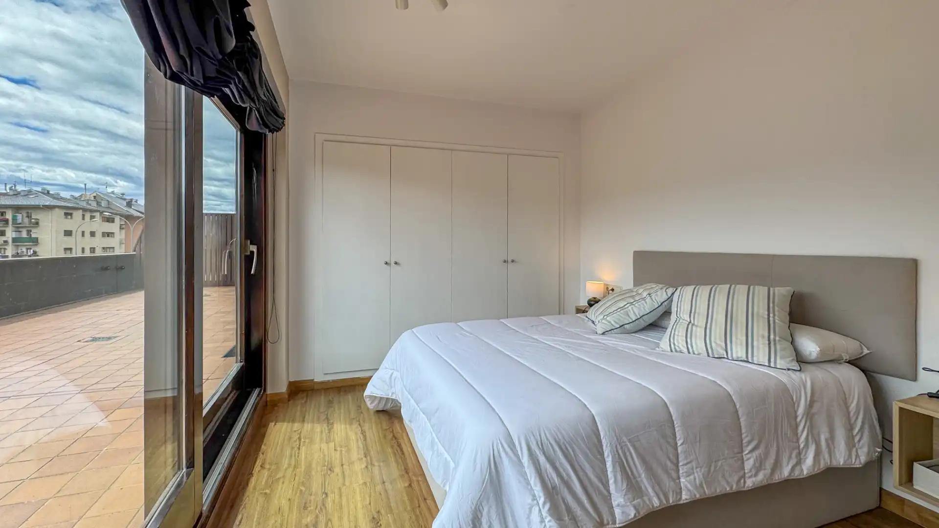 Schlafzimmer von Wohnung zum Verkauf in Puigcerdà mit Heizung, Parkett und Terrasse