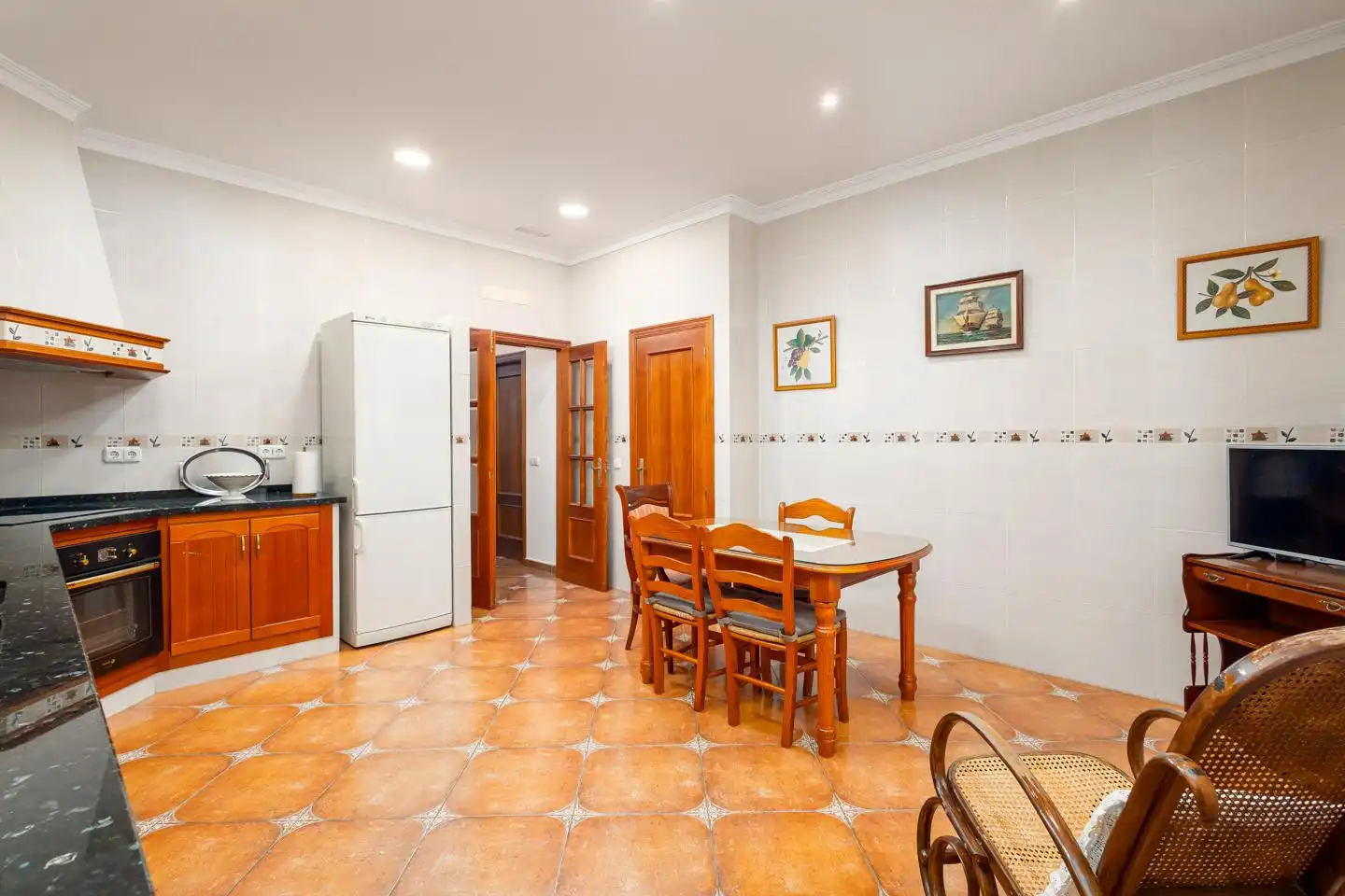 Cocina de Planta baja en venta en Ardales con Amueblado