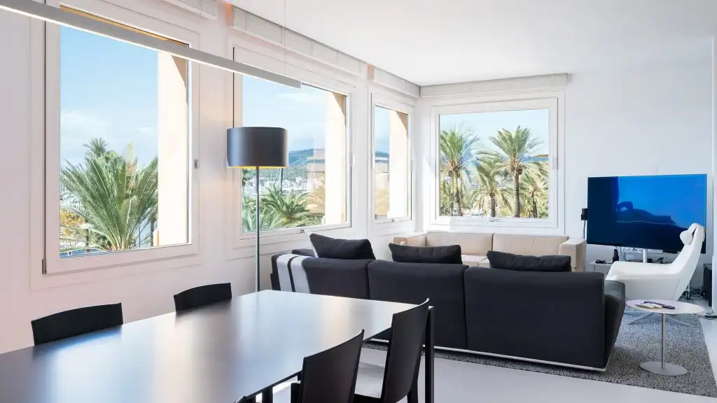 Apartment with lift for sale in Centre