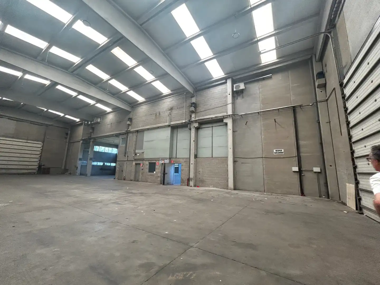 Exterior view of Industrial buildings for rent in Massanes