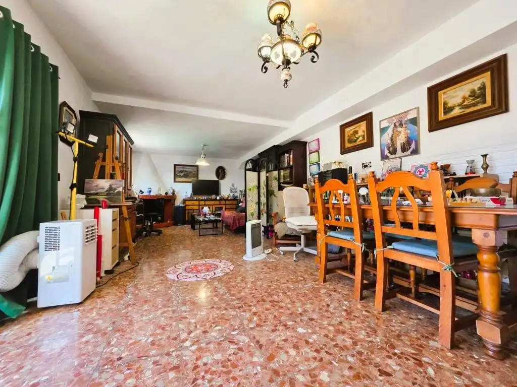 Menjador de Casa o xalet en venda en Málaga amb Aire condicionat, Jardí privat i Terrassa