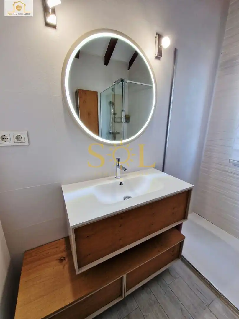 Baño de Casa o chalet en venta en Villaquilambre con Calefacción, Jardín privado y Parquet