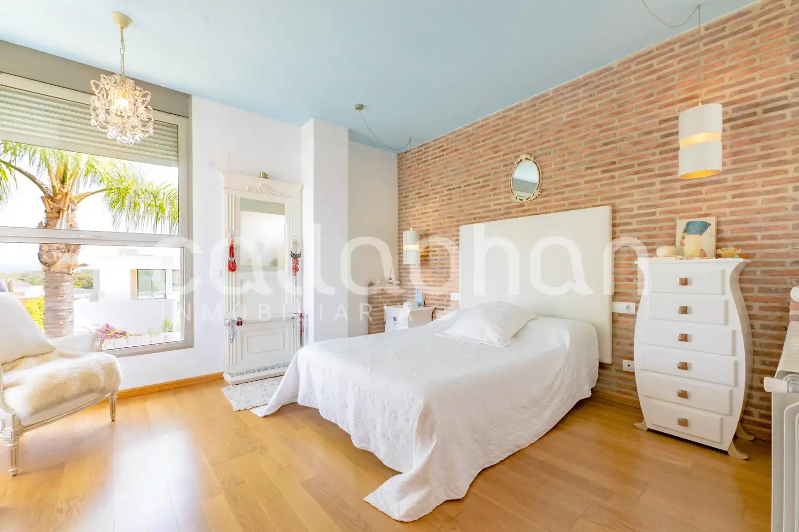 Schlafzimmer von Haus oder Chalet zum Verkauf in Bétera mit Heizung, Privatgarten und Terrasse