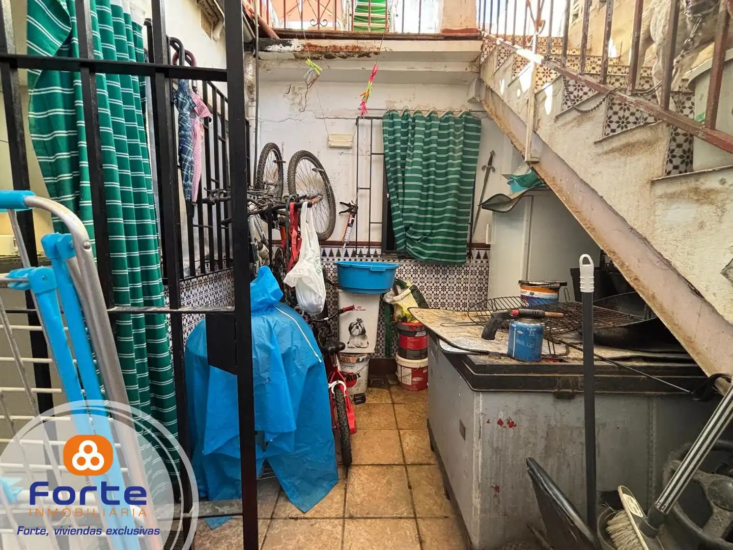 Houses for sale in Córdoba  with Air Conditioner, Heating and Terrace