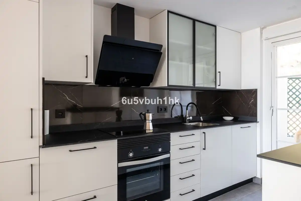 Apartament amb piscina en venda a Nueva Andalucía, imagen 17