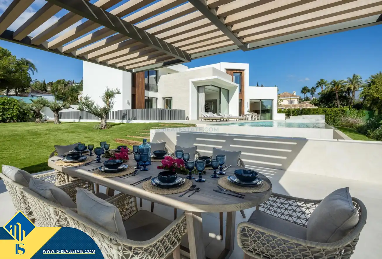 Chalet con piscina en venta en Nueva Andalucía, imagen 14