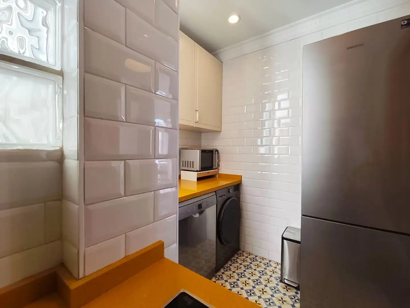 Küche von Wohnung zur Miete in Valencia mit Klimaanlage, Möbliert und Balkon