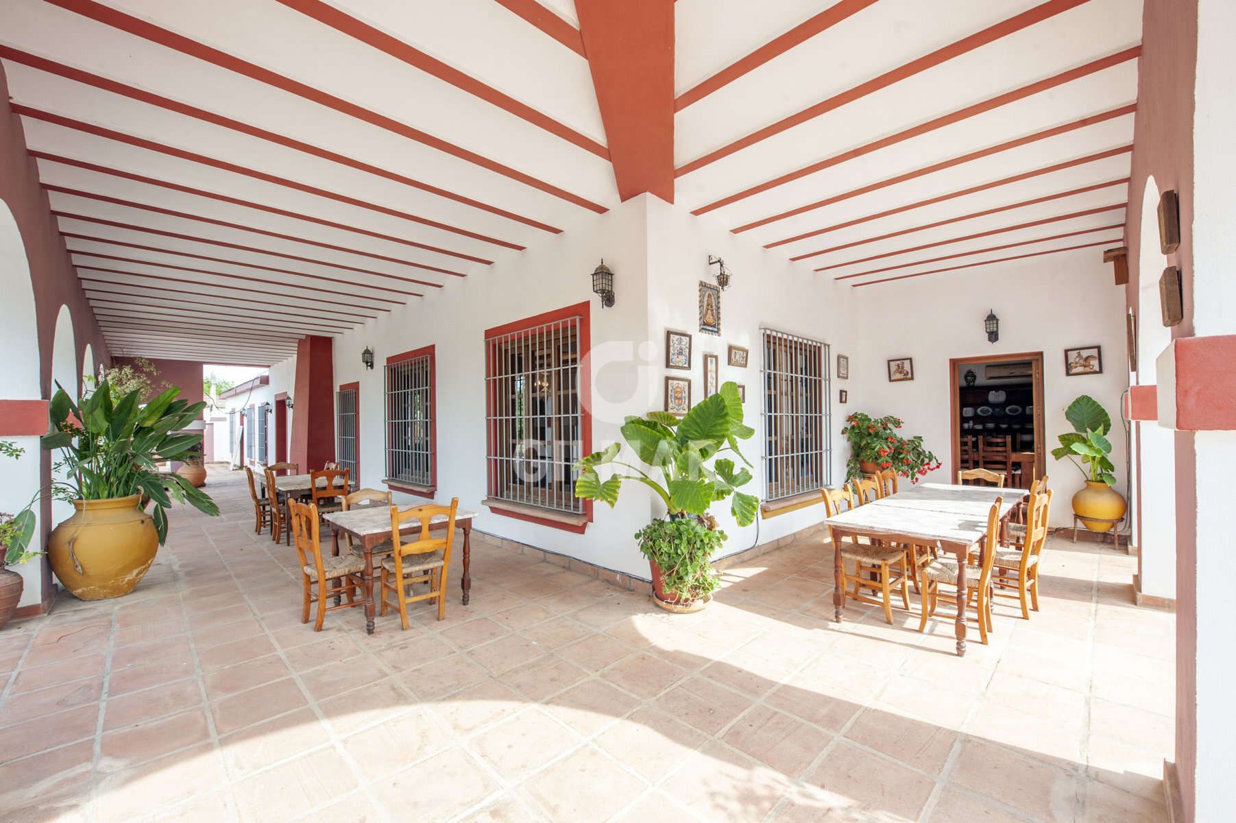 Casa o xalet en venda en Alcalá de Guadaira amb Calefacció, Piscina i Moblat