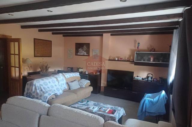 Casa adosada en Venta en La Fuente de San Esteban