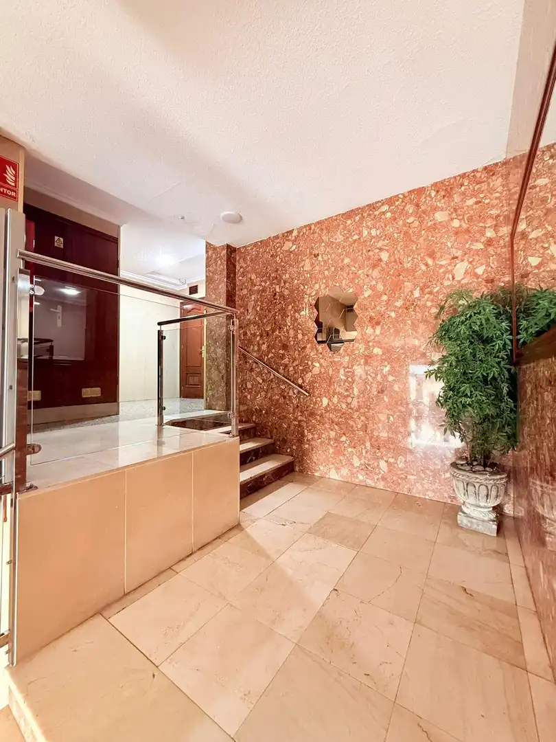 Flat with lift for sale in Calle Calle Martínez de la Rosa, imagen 22