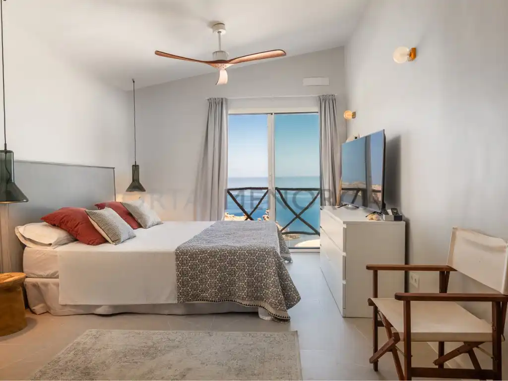 Dormitori de Casa o xalet en venda en Ciutadella de Menorca amb Piscina
