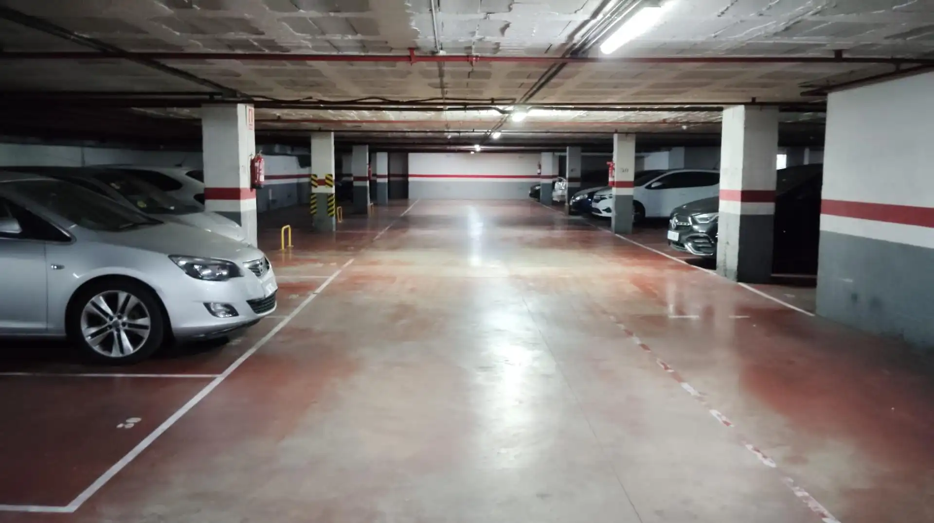 Parkplatz von Garage zur Miete in Barcelona