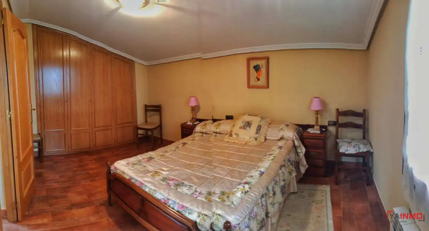 Habitación de Casa o chalet en venta en Samaniego con Calefacción, Terraza y Trastero
